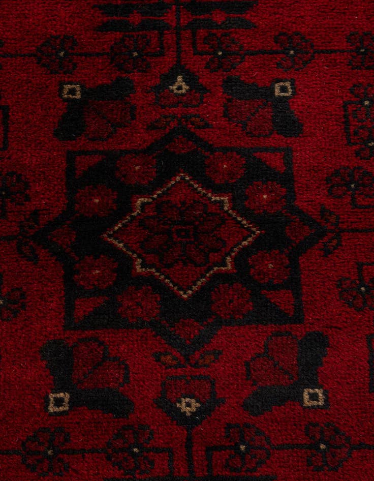 Detail image of 2' 5 x 6' 4  Hand Knotted Khal Mohammadi Wool Runner Rug