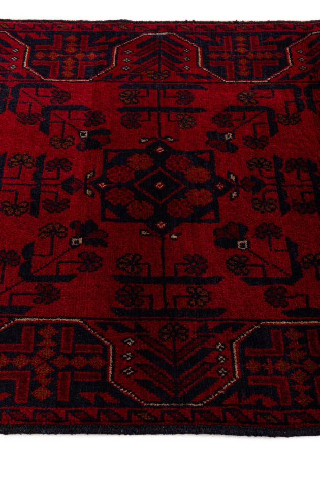 Detail image of 2' 8 x 6' 5 Hand Knotted Khal Mohammadi Wool Runner Rug