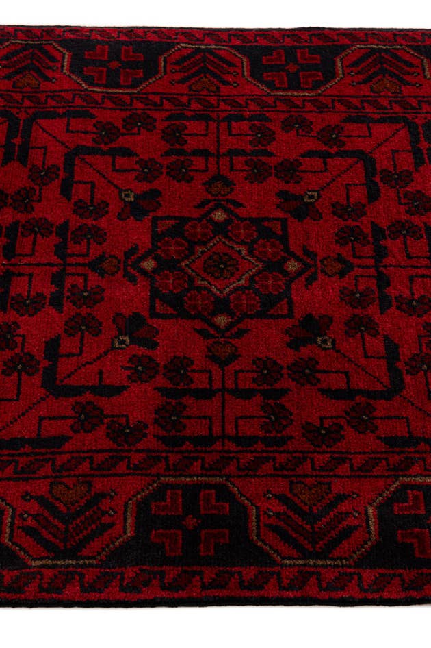 Detail image of 2' 7 x 6' 6 Hand Knotted Khal Mohammadi Wool Runner Rug