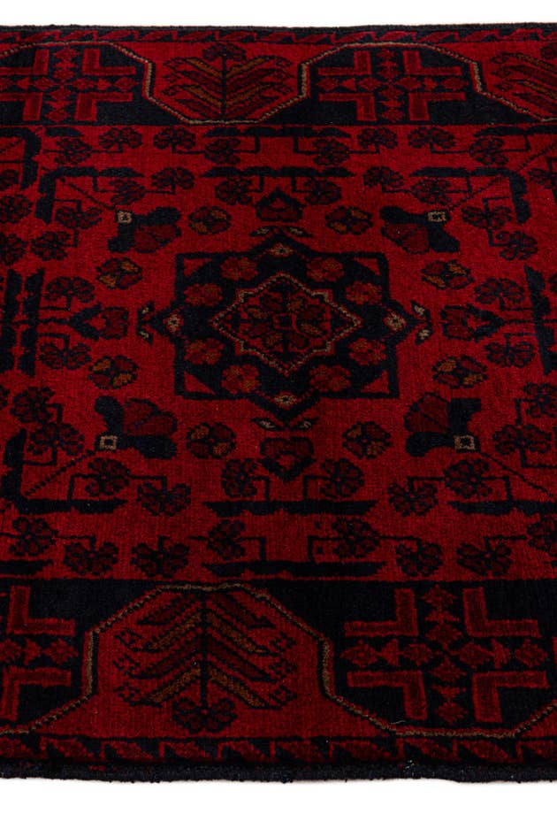 Detail image of 2' 8 x 6' 4 Hand Knotted Khal Mohammadi Wool Runner Rug