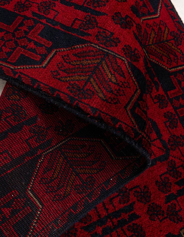 Detail image of 2' 8 x 6' 4  Hand Knotted Khal Mohammadi Wool Runner Rug