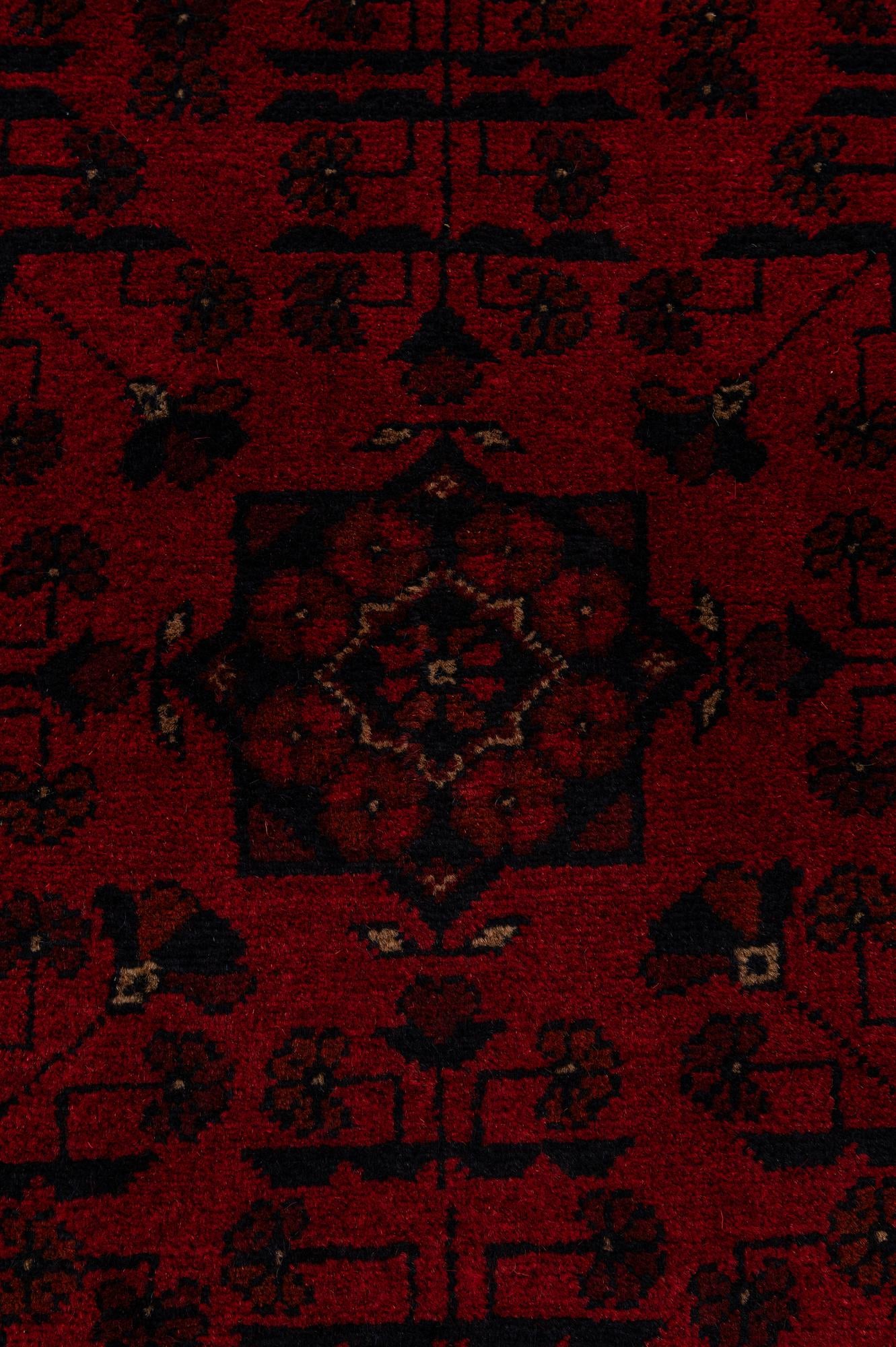 2' 8 x 6' 4 Hand Knotted Khal Mohammadi Wool Runner Rug