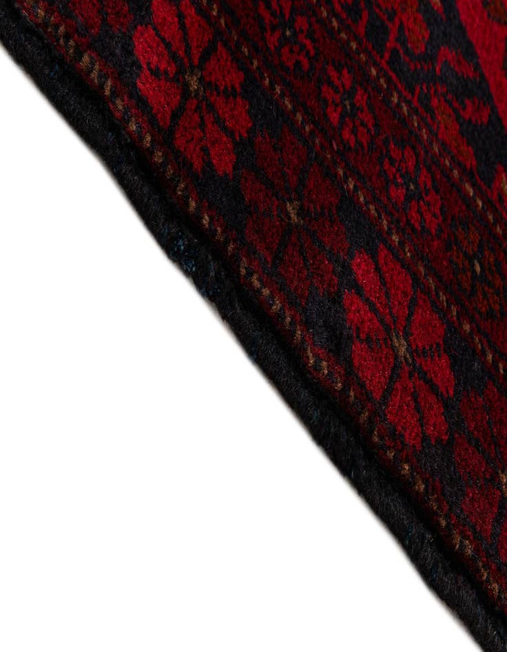 Detail image of 2' 8 x 6' 5  Hand Knotted Khal Mohammadi Wool Runner Rug