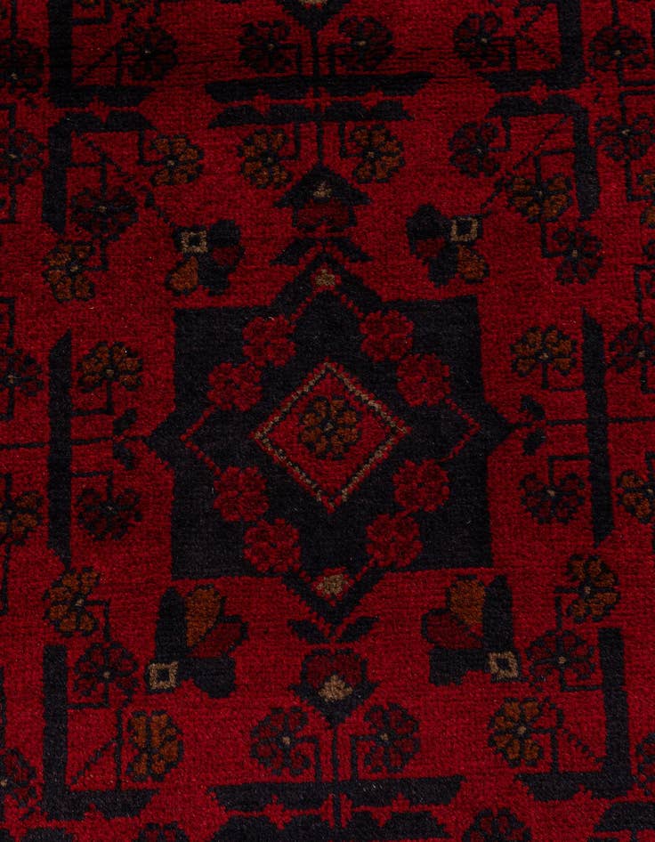 Detail image of 2' 8 x 6' 5  Hand Knotted Khal Mohammadi Wool Runner Rug