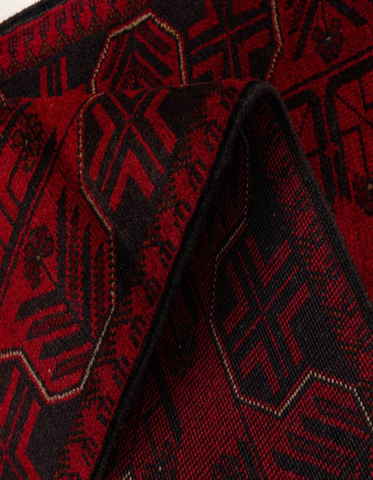 Detail image of 2' 8 x 6' 5  Hand Knotted Khal Mohammadi Wool Runner Rug