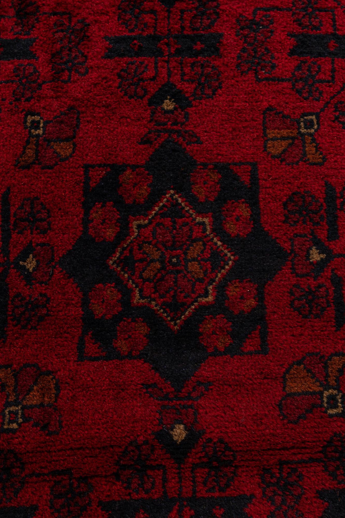 2' 8 x 6' 4 Hand Knotted Khal Mohammadi Wool Runner Rug