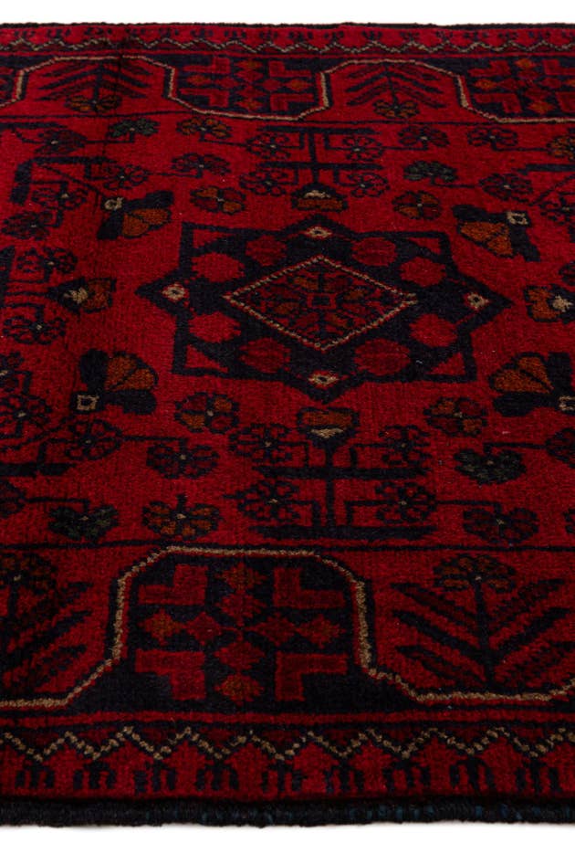 Detail image of 2' 7 x 6' 5 Hand Knotted Khal Mohammadi Wool Runner Rug