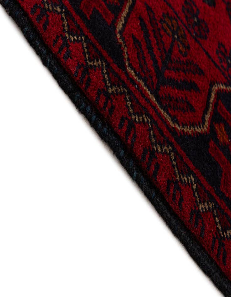 Detail image of 2' 7 x 6' 5  Hand Knotted Khal Mohammadi Wool Runner Rug