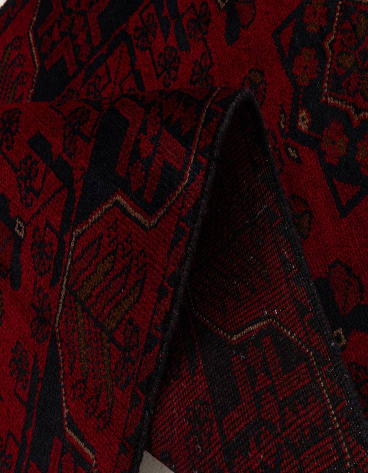 Detail image of 2' 7 x 6' 2  Hand Knotted Khal Mohammadi Wool Runner Rug