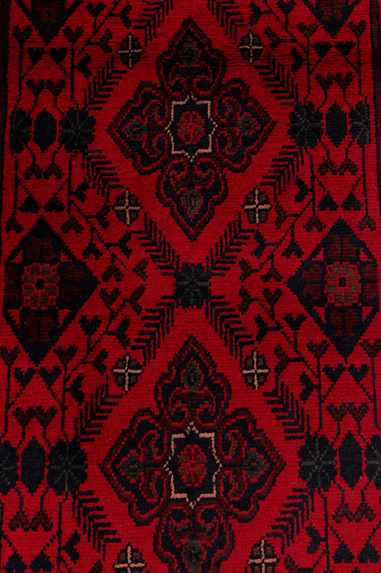 2' 8 x 6' 8 Hand Knotted Khal Mohammadi Wool Runner Rug