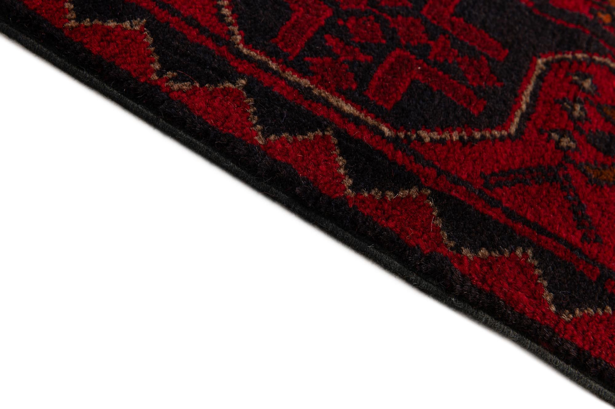 2' 8 x 6' 6 Hand Knotted Khal Mohammadi Wool Runner Rug