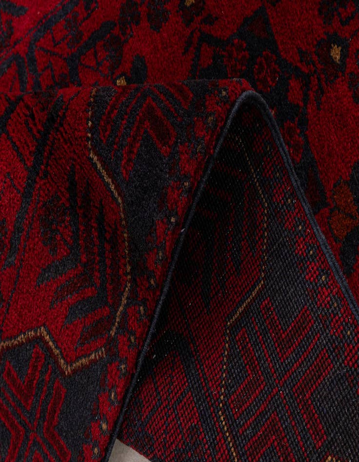 Detail image of 2' 9 x 6' 5  Hand Knotted Khal Mohammadi Wool Runner Rug