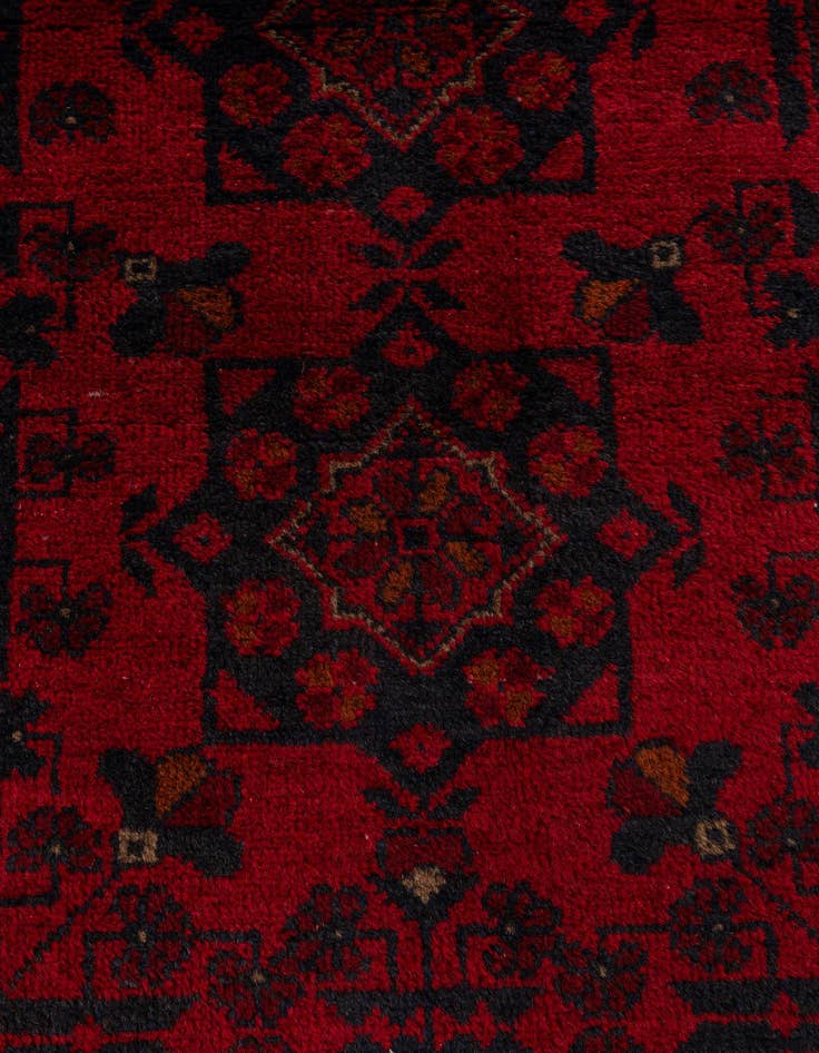 Detail image of 2' 8 x 6' 11  Hand Knotted Khal Mohammadi Wool Runner Rug