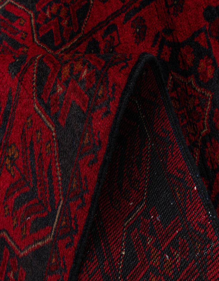 Detail image of 2' 8 x 6' 11  Hand Knotted Khal Mohammadi Wool Runner Rug