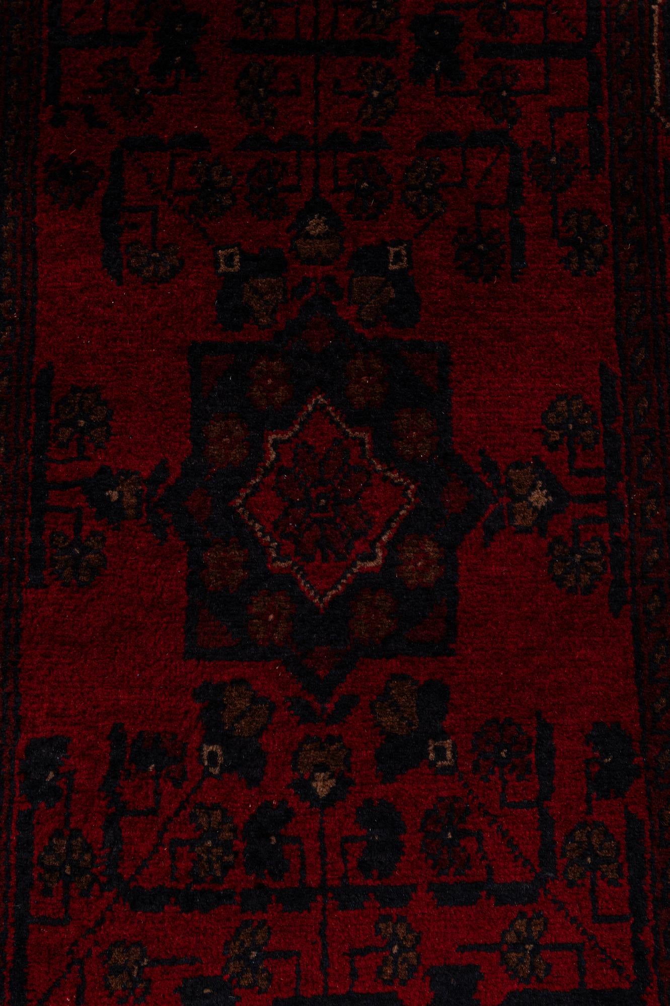 2' 7 x 9' 3 Hand Knotted Khal Mohammadi Wool Runner Rug