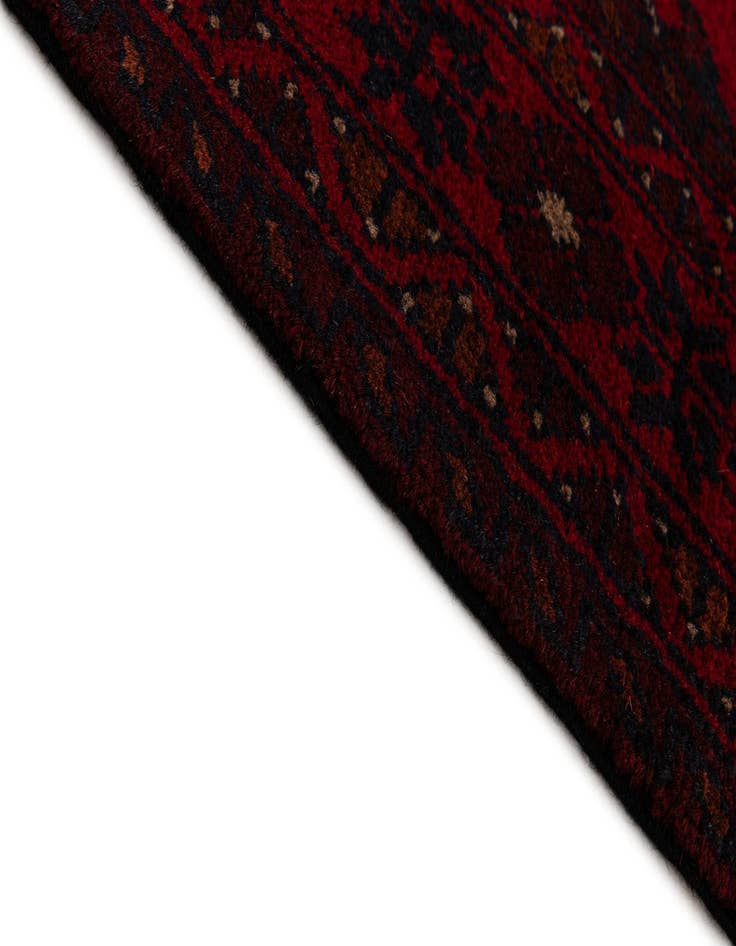 Detail image of 2' 7 x 9' 6  Hand Knotted Khal Mohammadi Wool Runner Rug