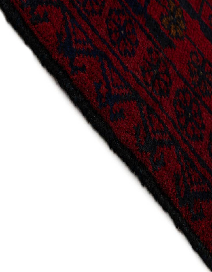 Detail image of 2' 7 x 9' 3  Hand Knotted Khal Mohammadi Wool Runner Rug