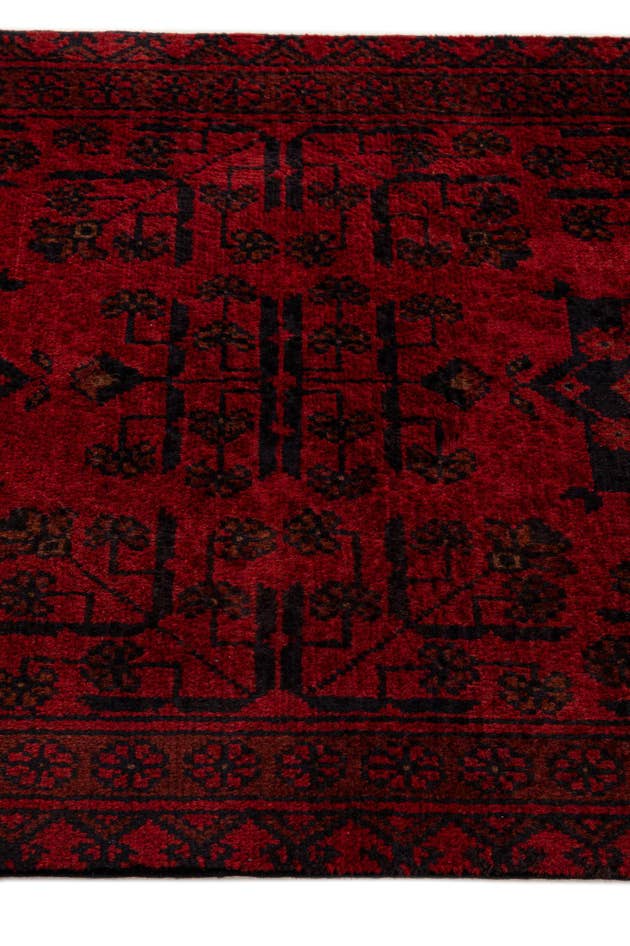 Detail image of 2' 6 x 9' 5 Hand Knotted Khal Mohammadi Wool Runner Rug