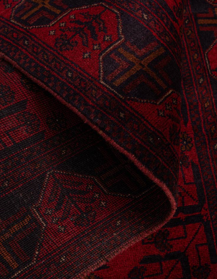 Detail image of 2' 9 x 9' 4  Hand Knotted Khal Mohammadi Wool Runner Rug