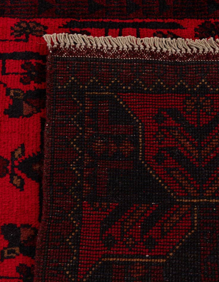 Detail image of 2' 9 x 9' 6  Hand Knotted Khal Mohammadi Wool Runner Rug