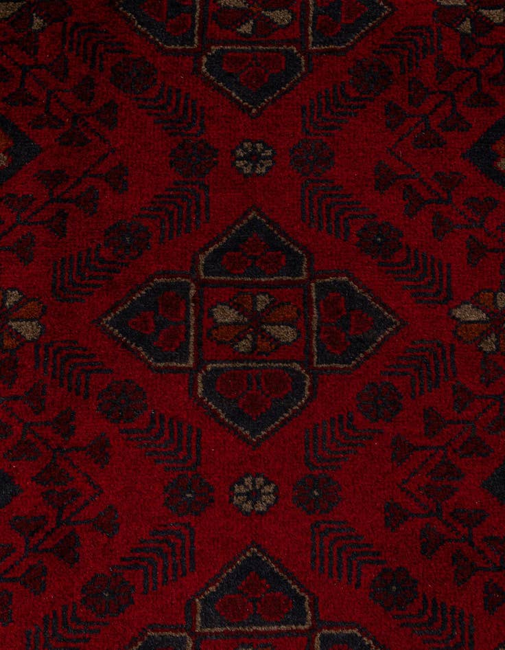 Detail image of 2' 8 x 9' 8  Hand Knotted Khal Mohammadi Wool Runner Rug