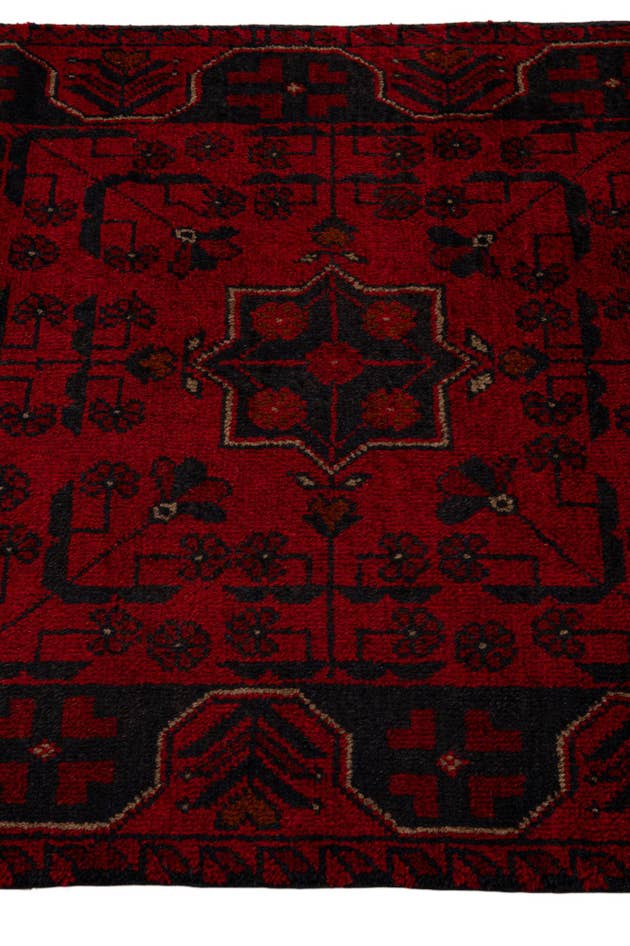 Detail image of 2' 6 x 9' 7 Hand Knotted Khal Mohammadi Wool Runner Rug