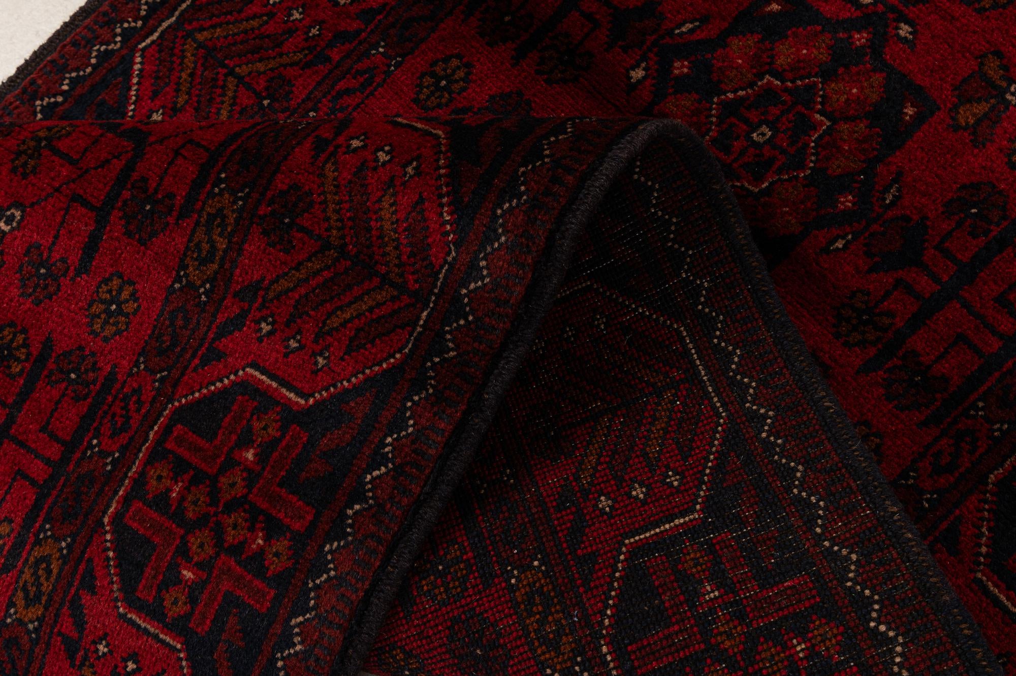 2' 9 x 9' 8 Hand Knotted Khal Mohammadi Wool Runner Rug