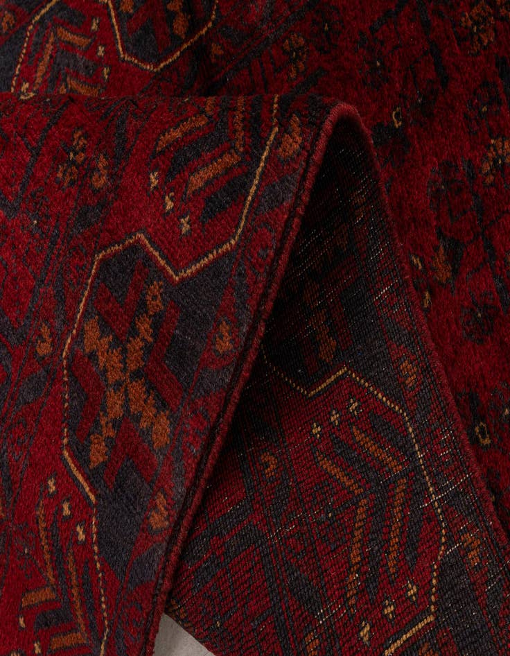 Detail image of 2' 10 x 9' 6  Hand Knotted Khal Mohammadi Wool Runner Rug