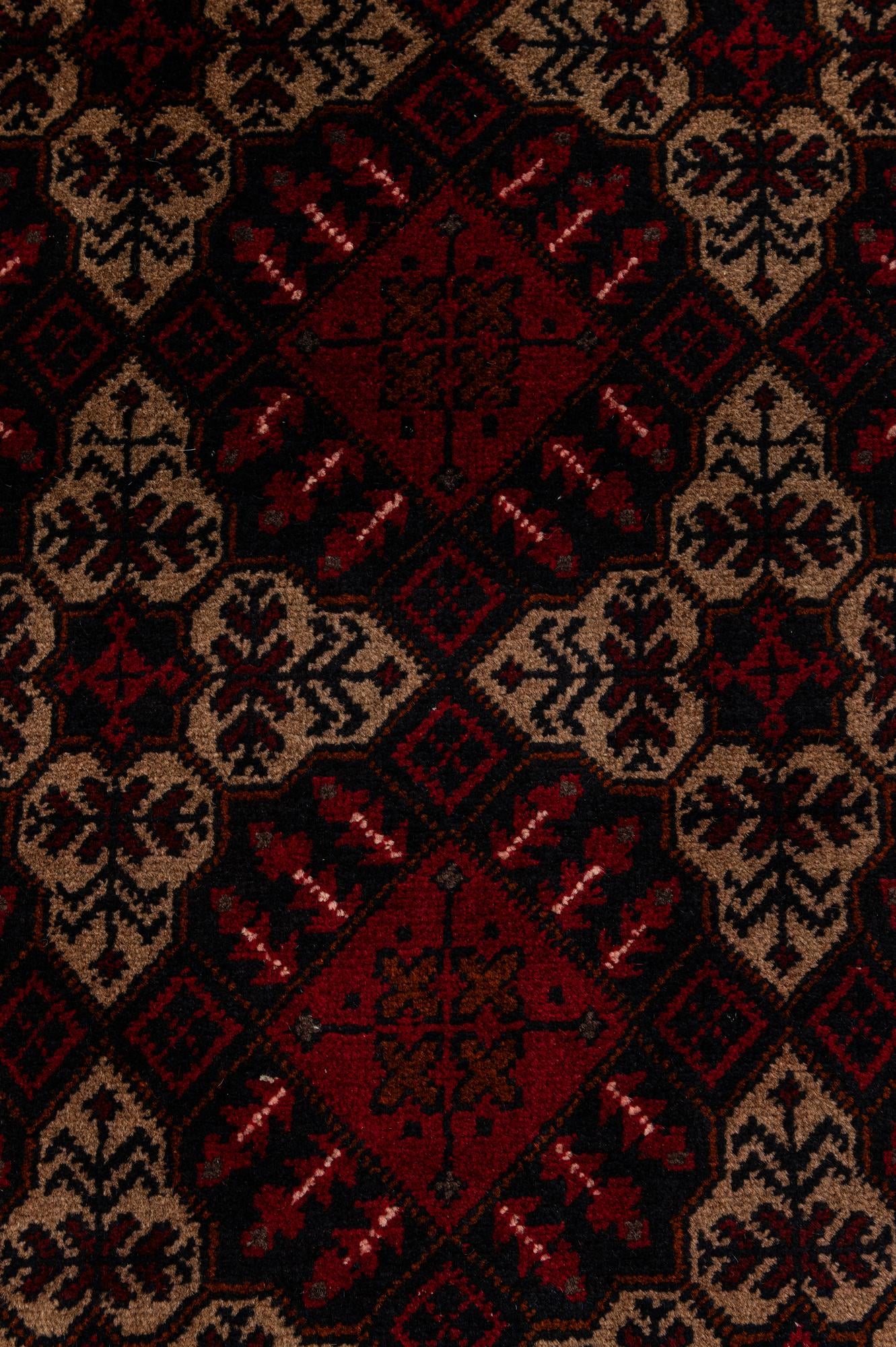 2' 9 x 9' 6 Hand Knotted Khal Mohammadi Wool Runner Rug