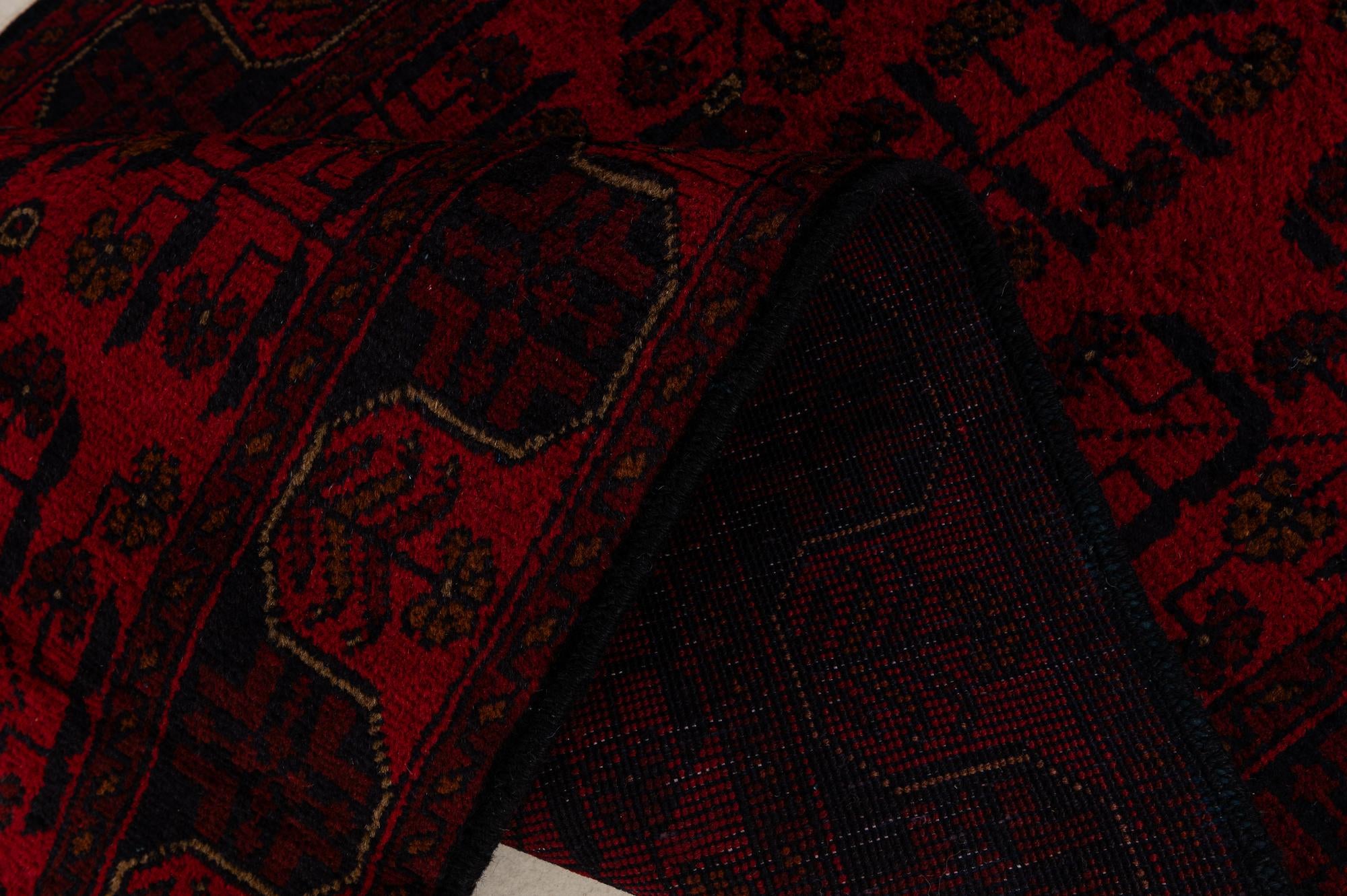 2' 8 x 9' 7 Hand Knotted Khal Mohammadi Wool Runner Rug