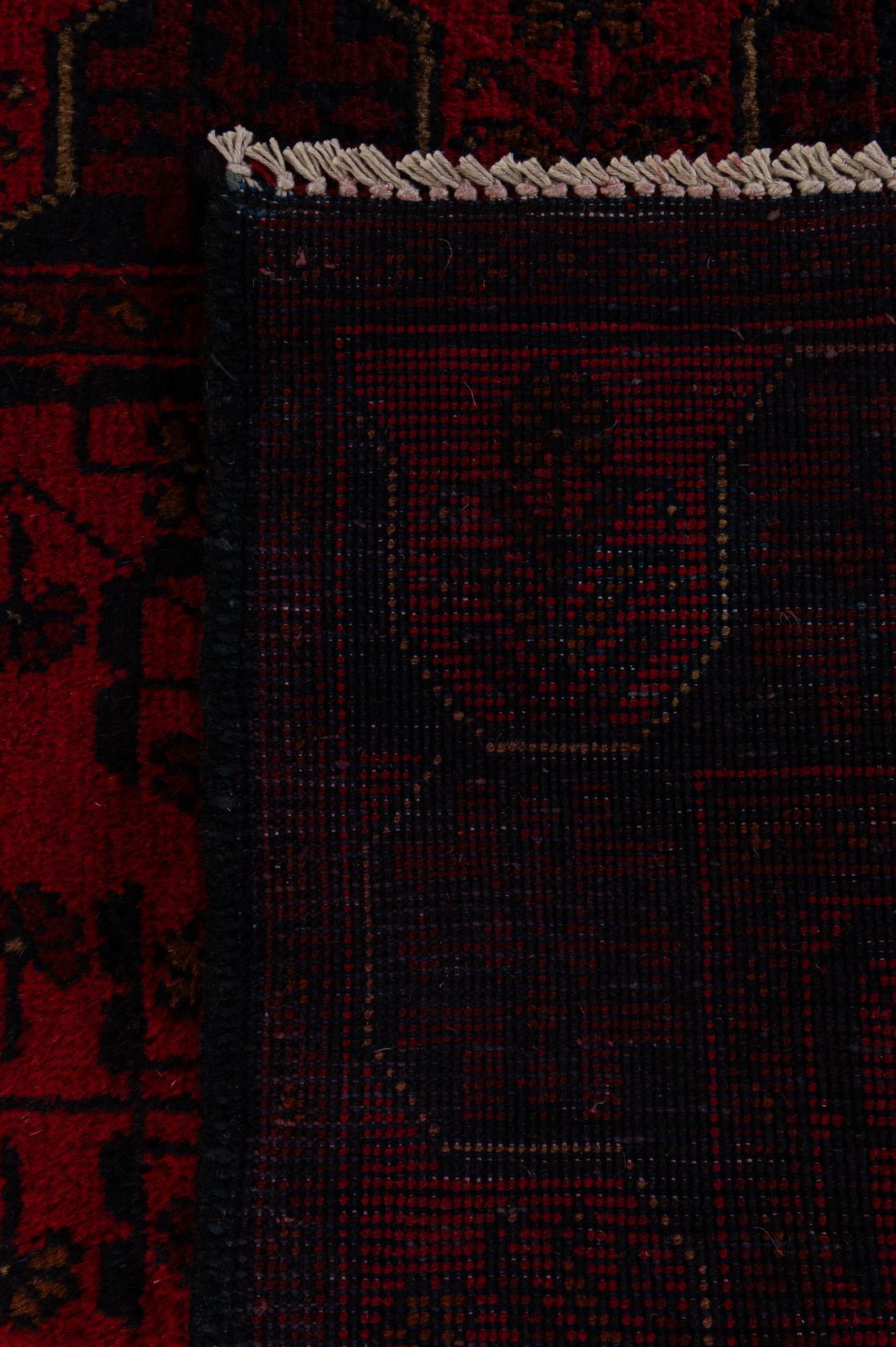 2' 8 x 9' 7 Hand Knotted Khal Mohammadi Wool Runner Rug