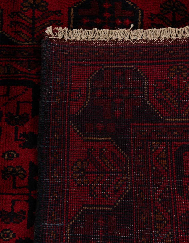 Detail image of 2' 8 x 9' 8  Hand Knotted Khal Mohammadi Wool Runner Rug