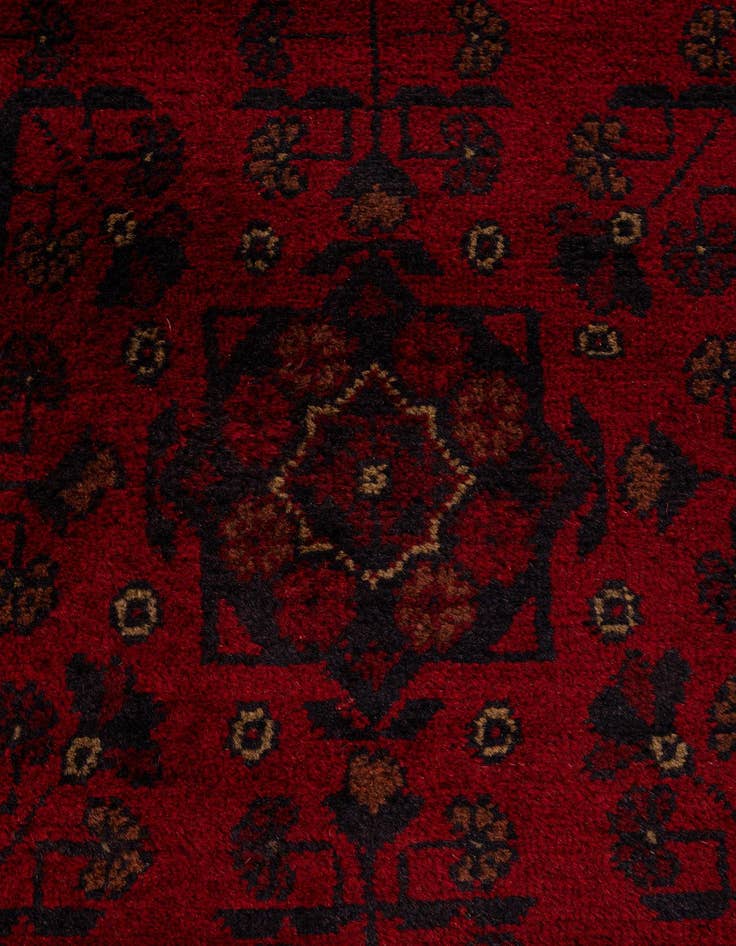 Detail image of 2' 7 x 9' 6  Hand Knotted Khal Mohammadi Wool Runner Rug