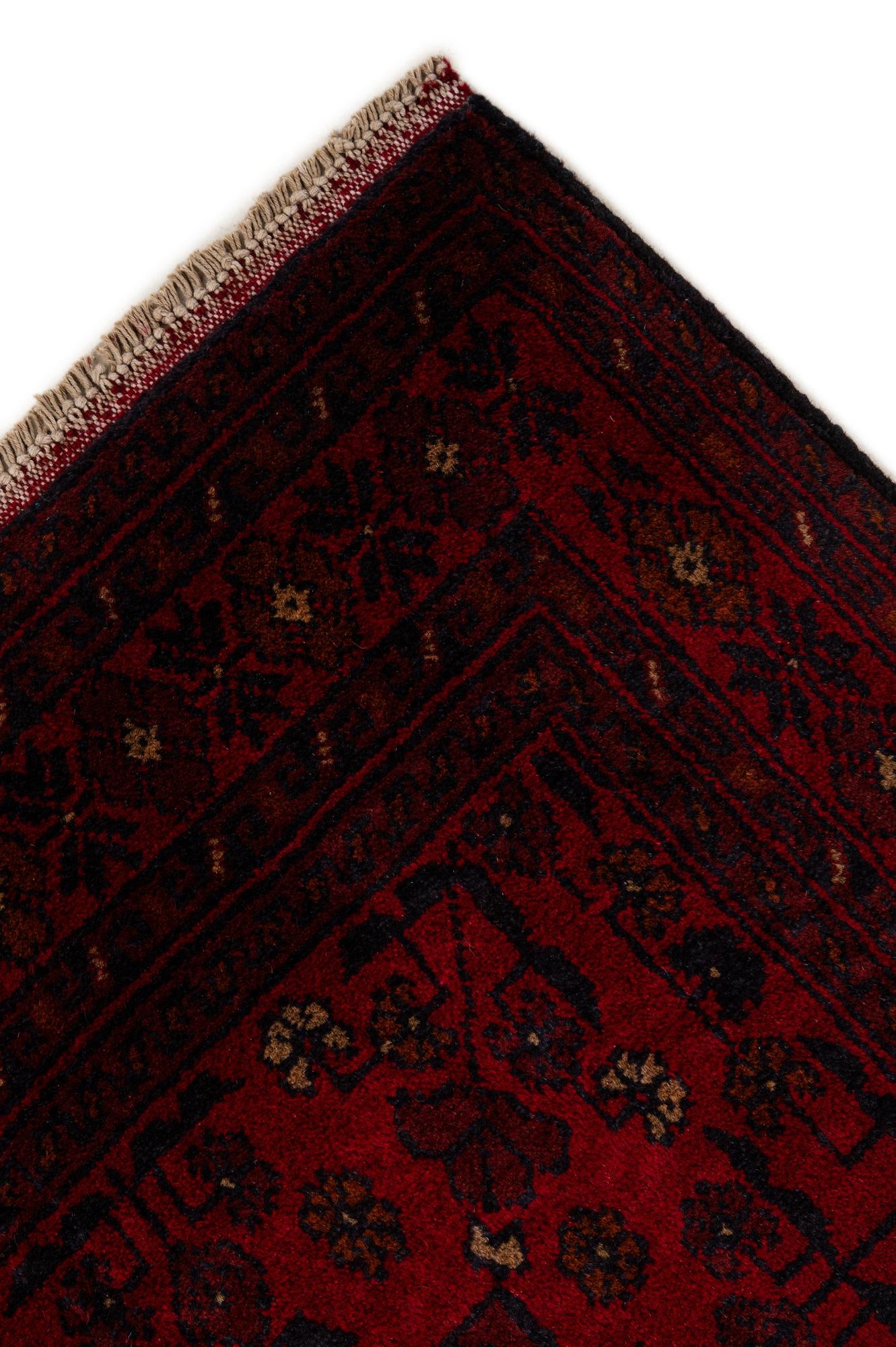 2' 9 x 9' 7 Hand Knotted Khal Mohammadi Wool Runner Rug