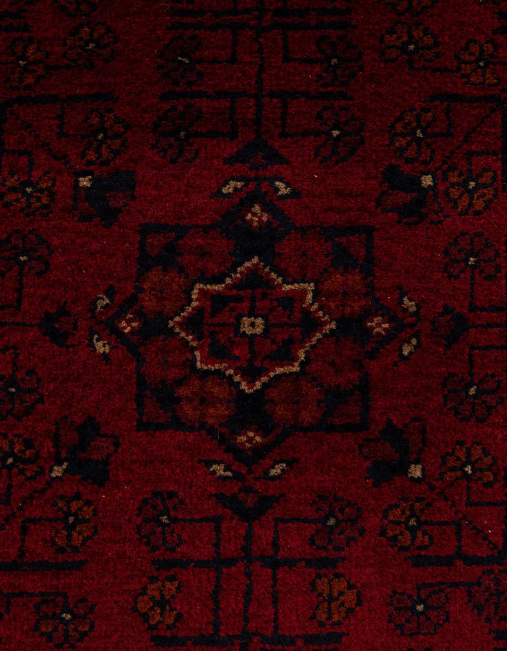 Detail image of 2' 7 x 9' 8  Hand Knotted Khal Mohammadi Wool Runner Rug