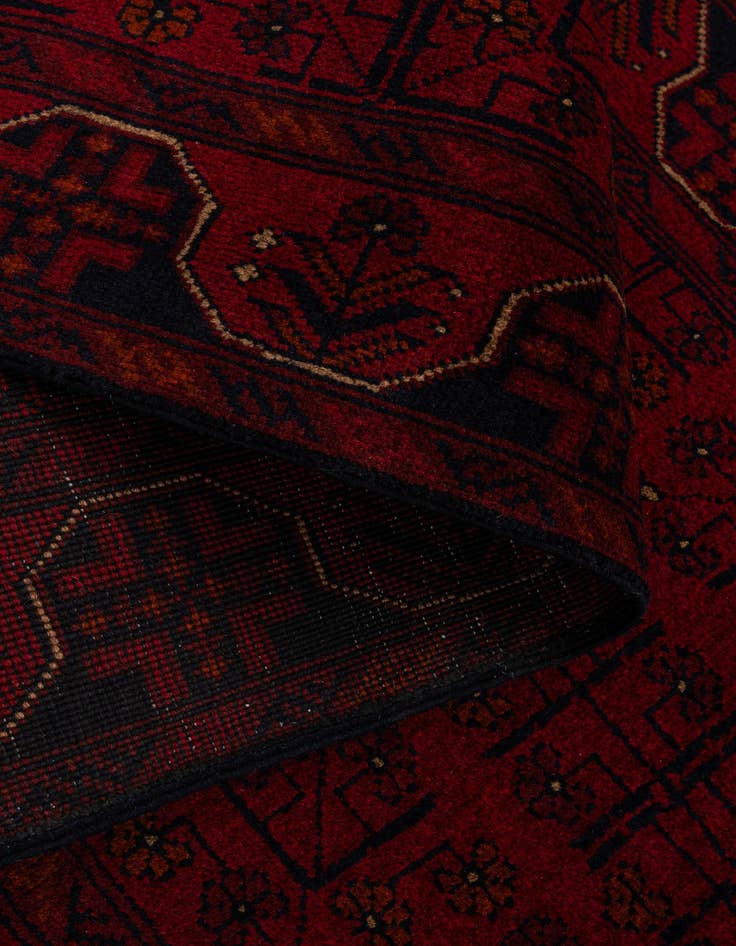 Detail image of 2' 7 x 9' 8  Hand Knotted Khal Mohammadi Wool Runner Rug