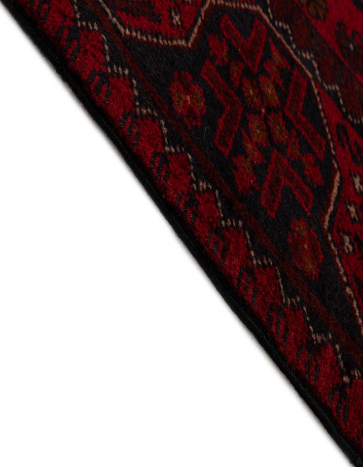 Detail image of 2' 9 x 9' 9  Hand Knotted Khal Mohammadi Wool Runner Rug