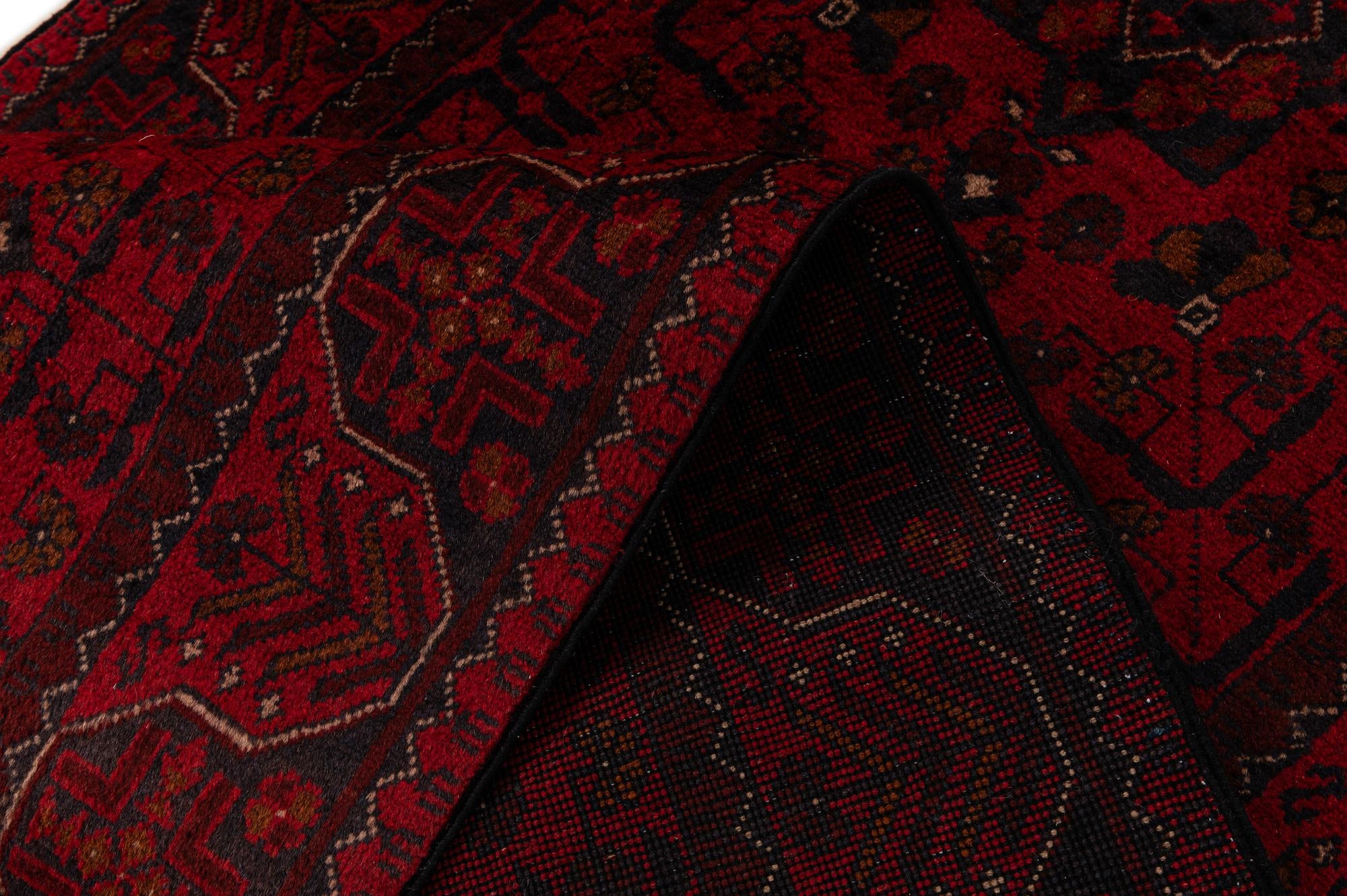 2' 9 x 9' 9 Hand Knotted Khal Mohammadi Wool Runner Rug
