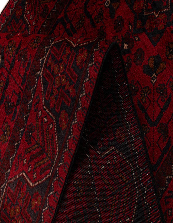 Detail image of 2' 9 x 9' 9  Hand Knotted Khal Mohammadi Wool Runner Rug