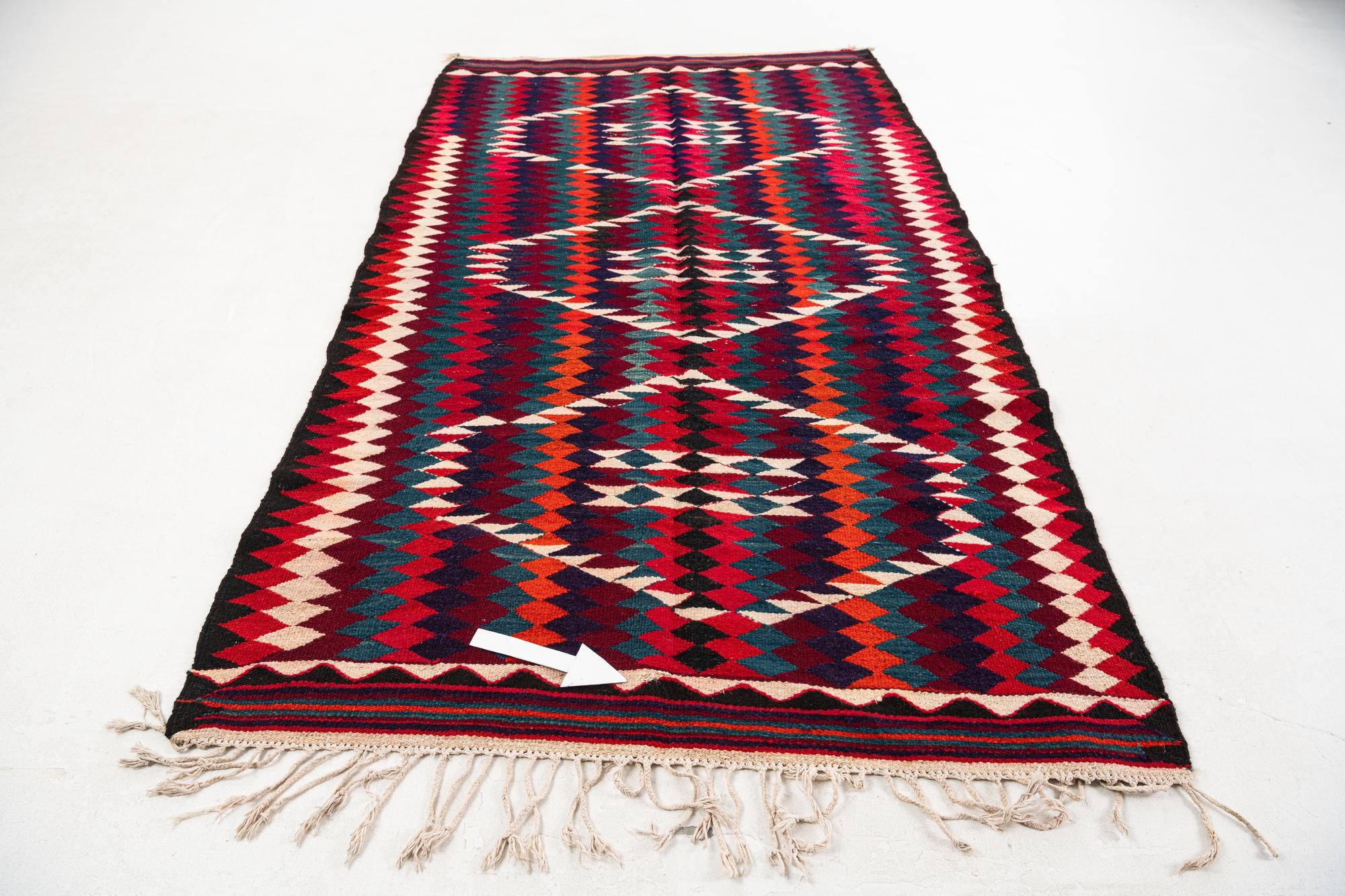 4' 10 x 8' 10 Hand Woven Kilim Fars Wool Runner Rug