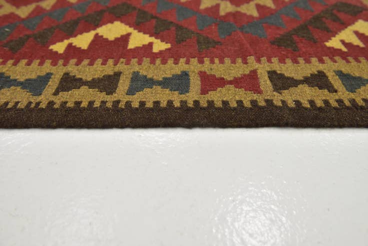 Detail image of 105cm x 200cm Hand Woven Kilim Maymana Wool Runner Rug