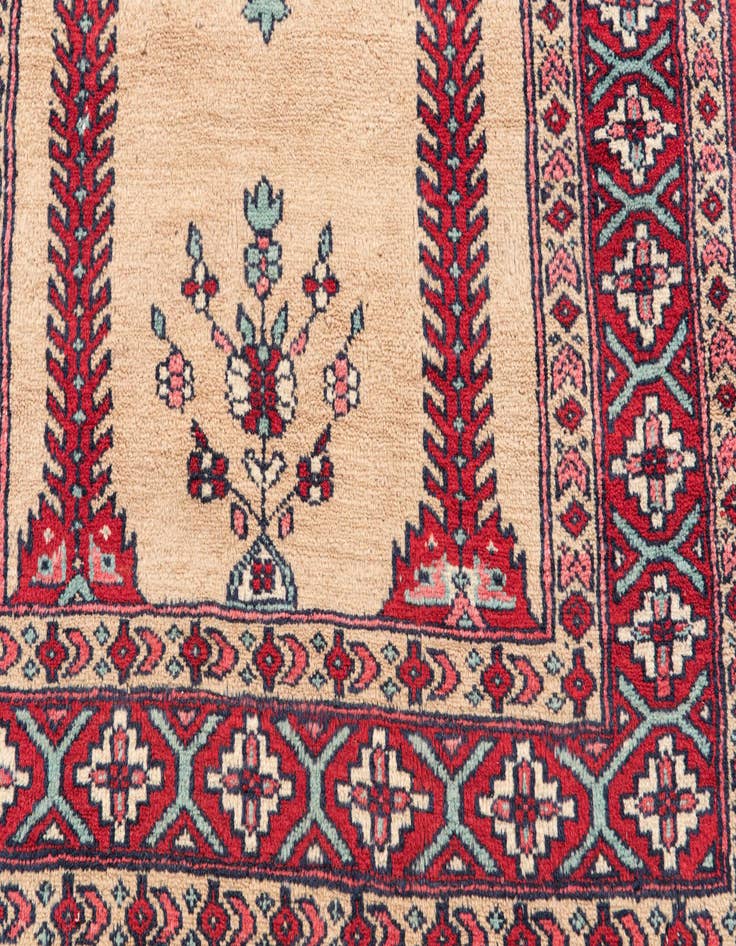 Detail image of 2' 7 x 6' 7  Hand Knotted Lahour Oriental Wool Runner Rug
