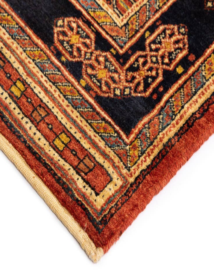 Detail image of 2' 11 x 9' 11 Luribaft Wool Runner Rug