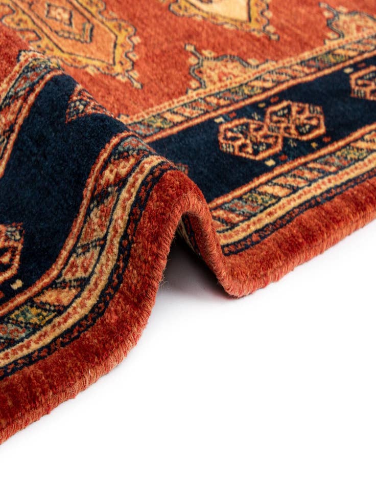 Detail image of 2' 11 x 9' 11 Luribaft Wool Runner Rug