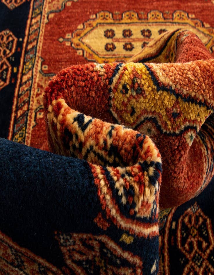 Detail image of 2' 11 x 9' 11 Luribaft Wool Runner Rug