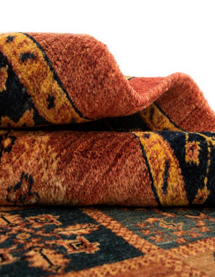 Detail image of 3' x 10' 2 Luribaft Wool Runner Rug