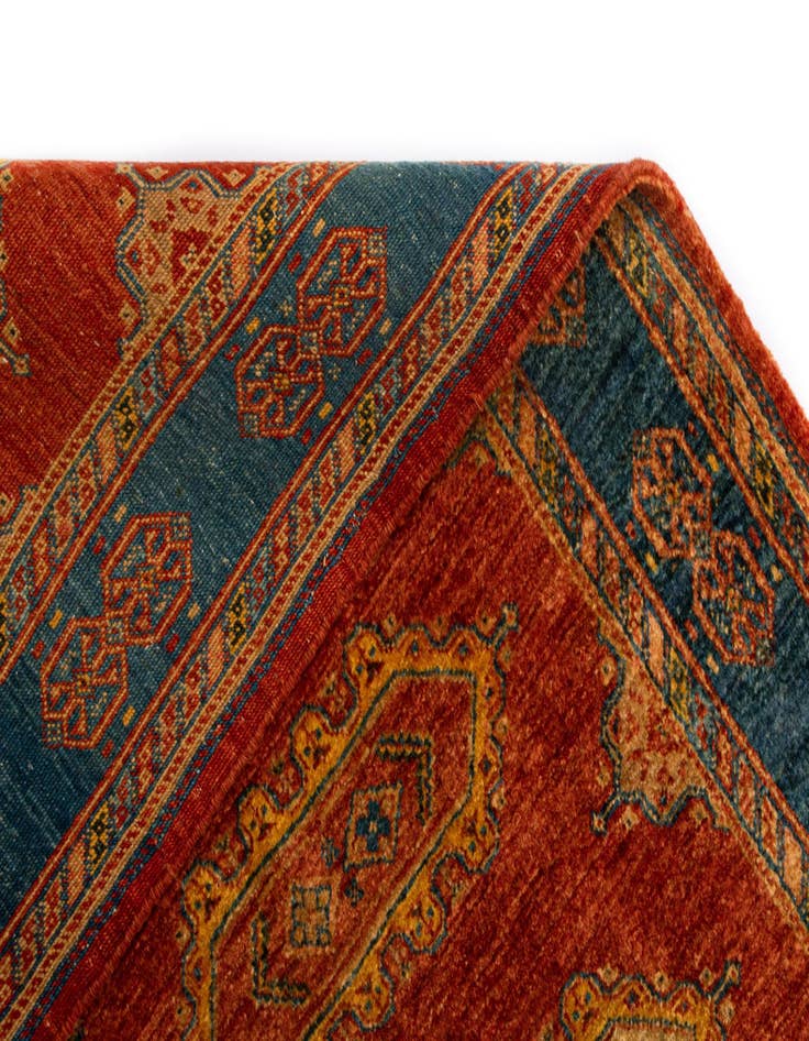 Detail image of 2' 8 x 13' 2 Luribaft Wool Runner Rug