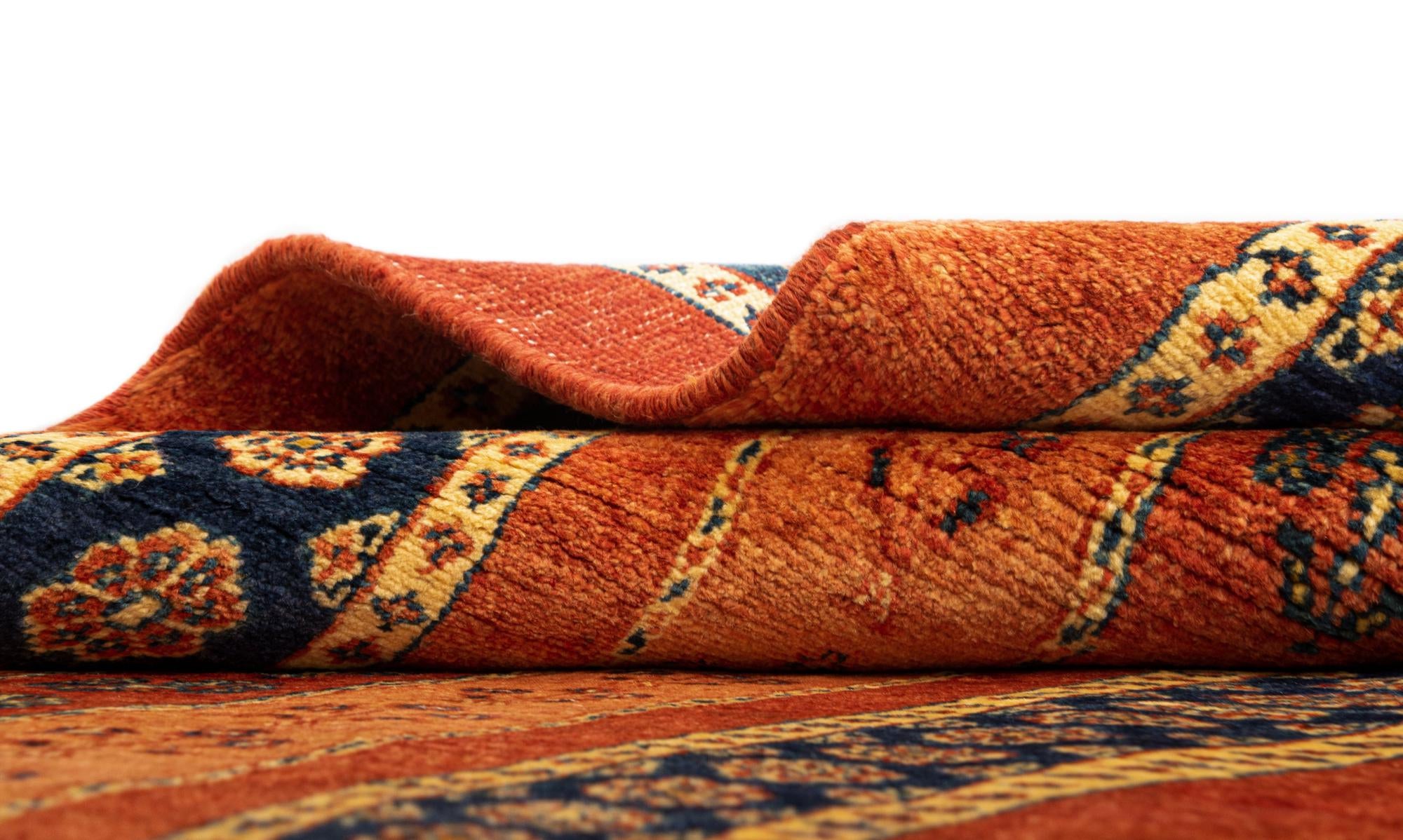 2' 7 x 9' 11 Luribaft Wool Runner Rug