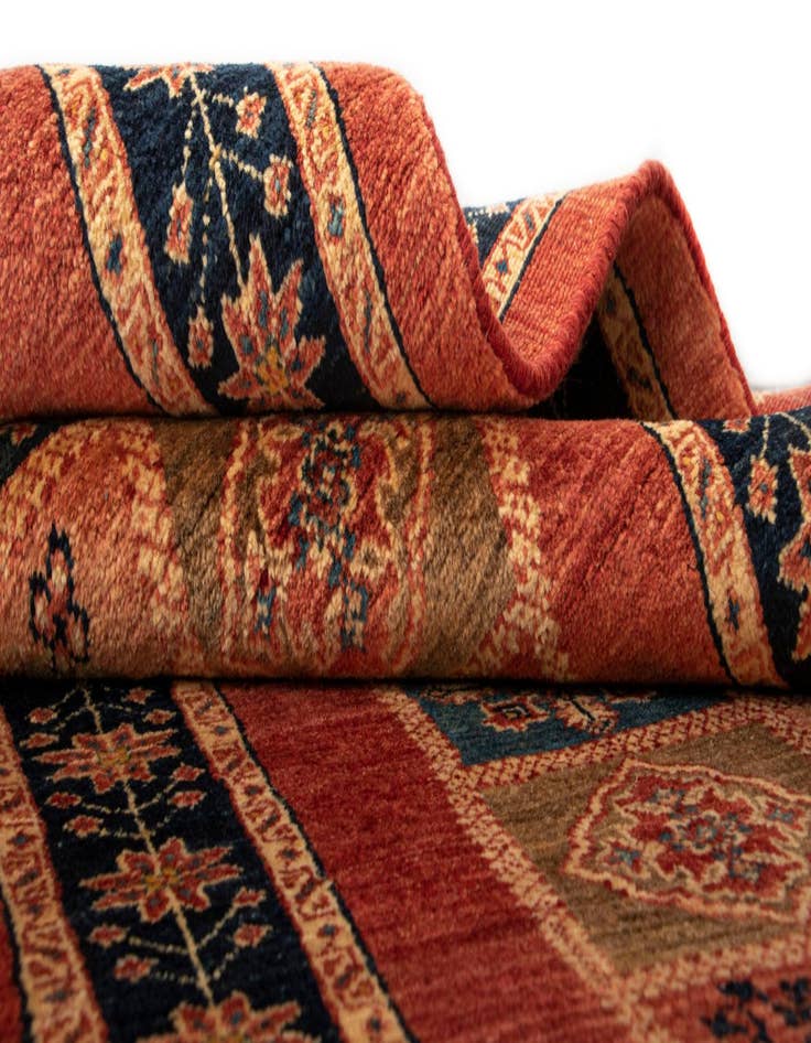 Detail image of 2' 9 x 6' 9 Luribaft Wool Runner Rug