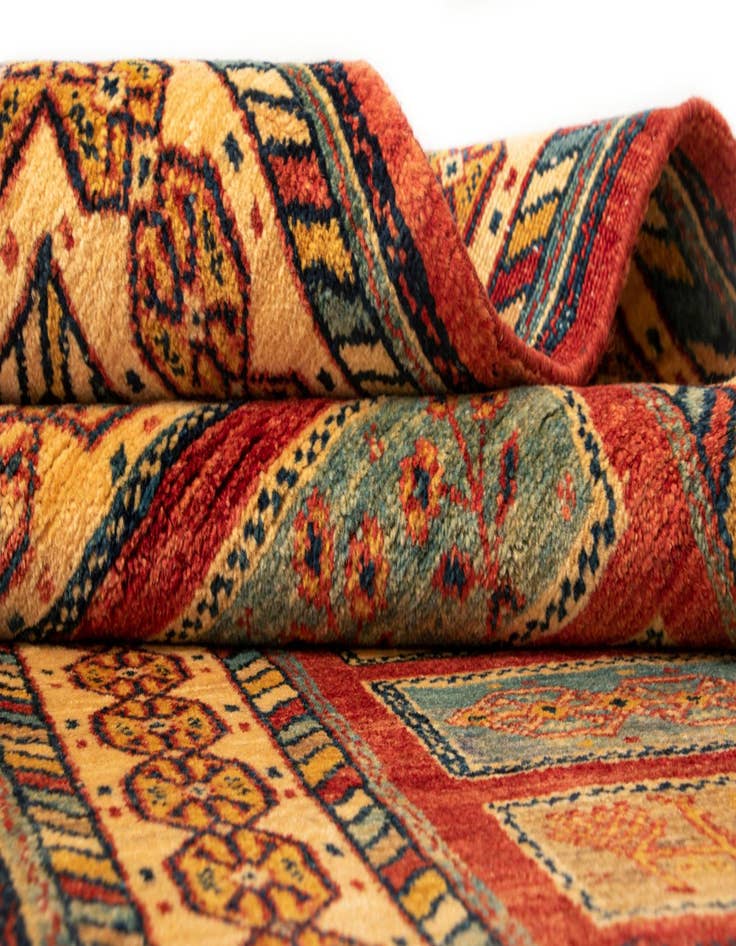 Detail image of 2' 8 x 6' 6 Luribaft Wool Runner Rug